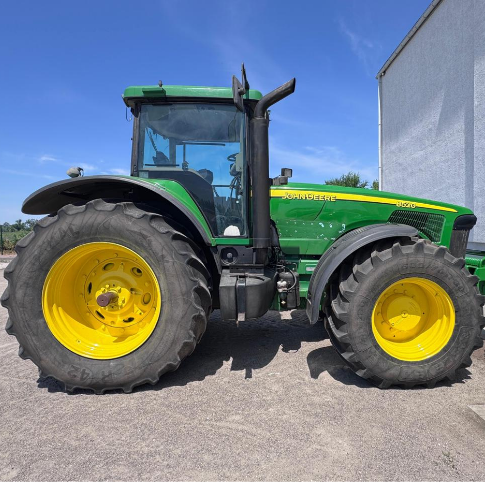 Трактор John Deere - 8520, 2004