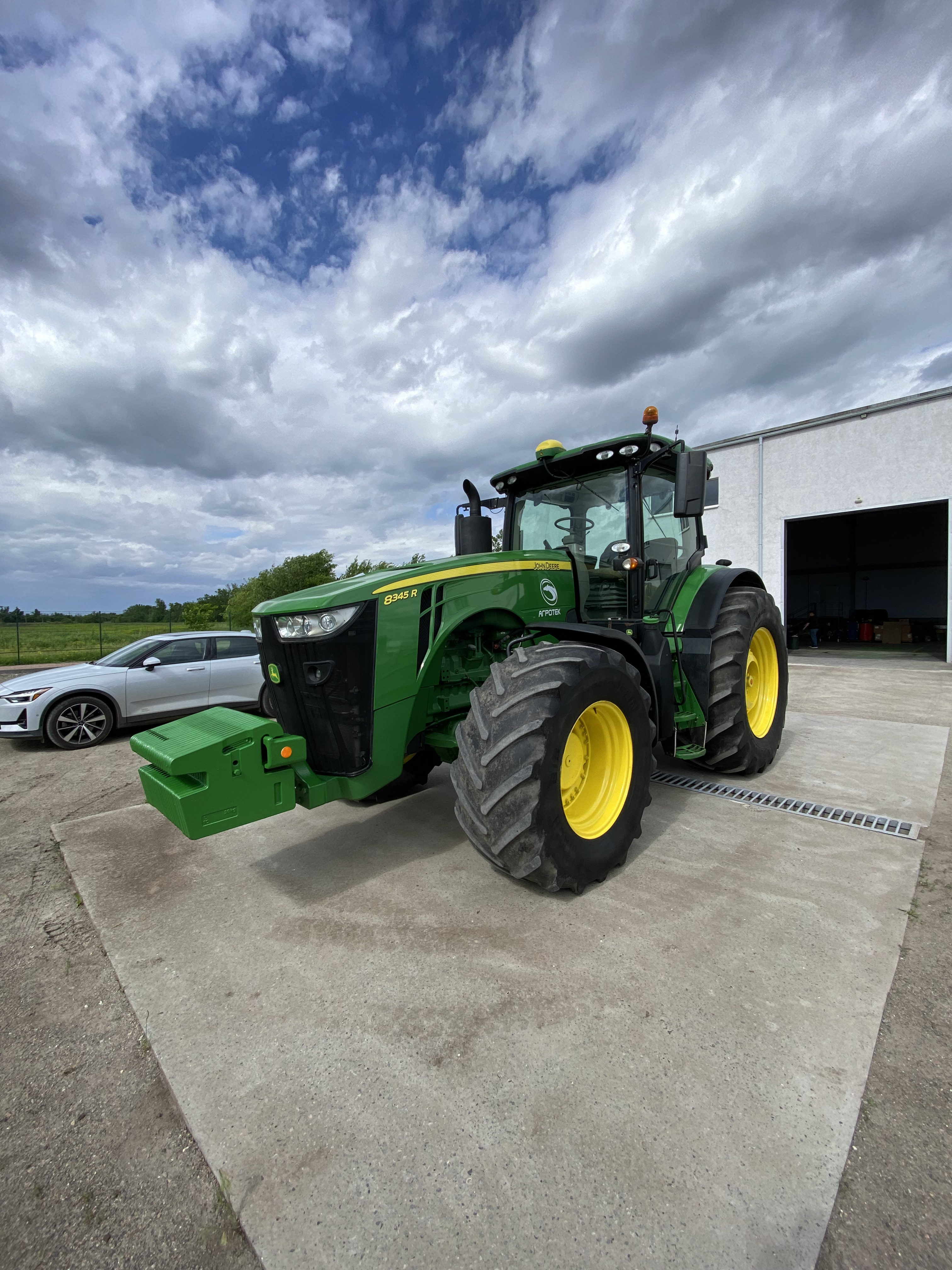 Трактор John Deere - 8345R, 2019