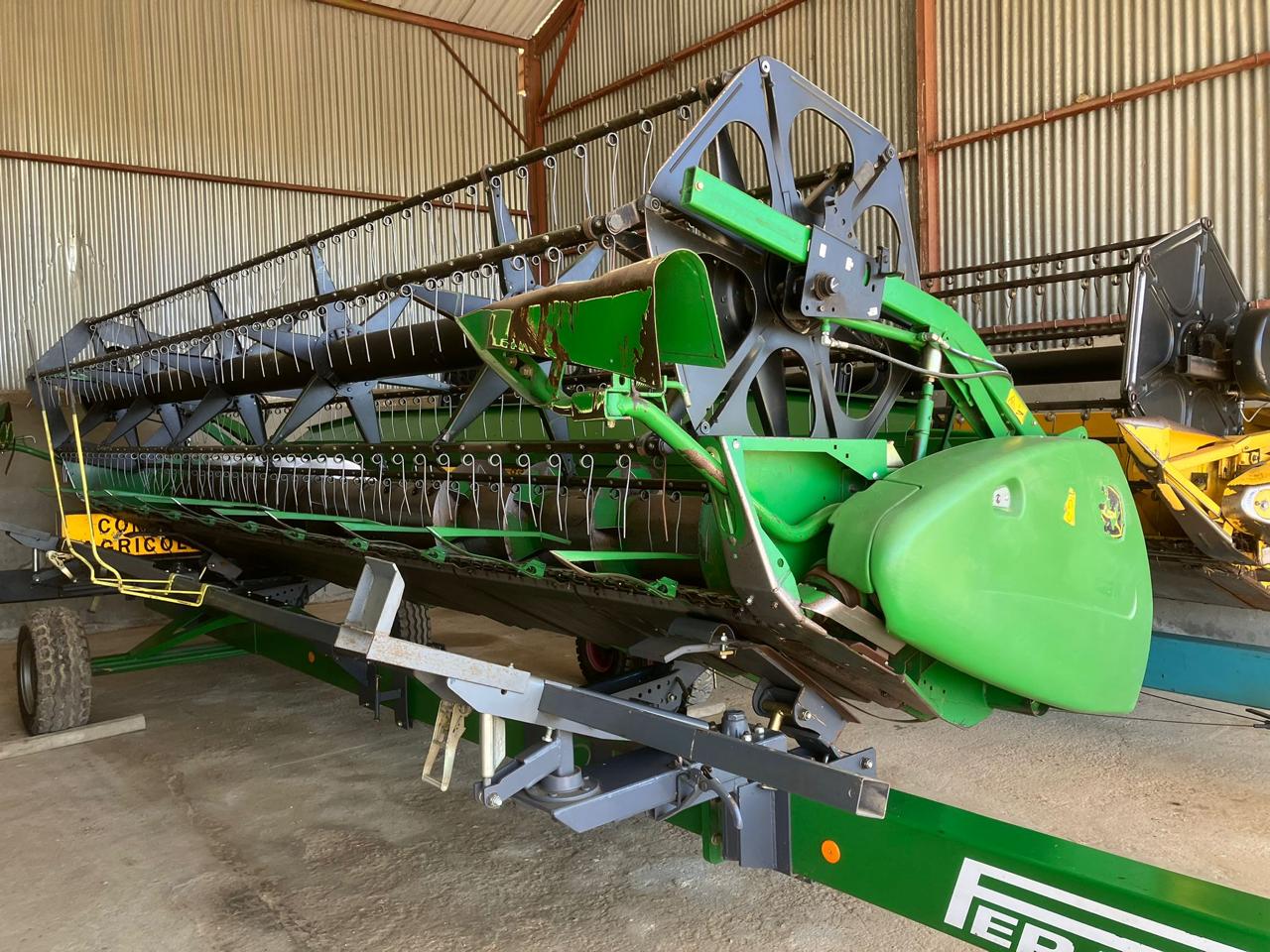 Комбайн John Deere - S660i, 2012 + жниварка,  візок