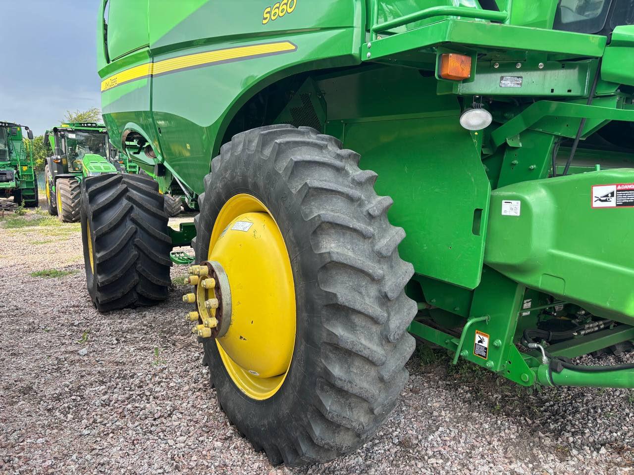 Комбайн John Deere - S660, 2012