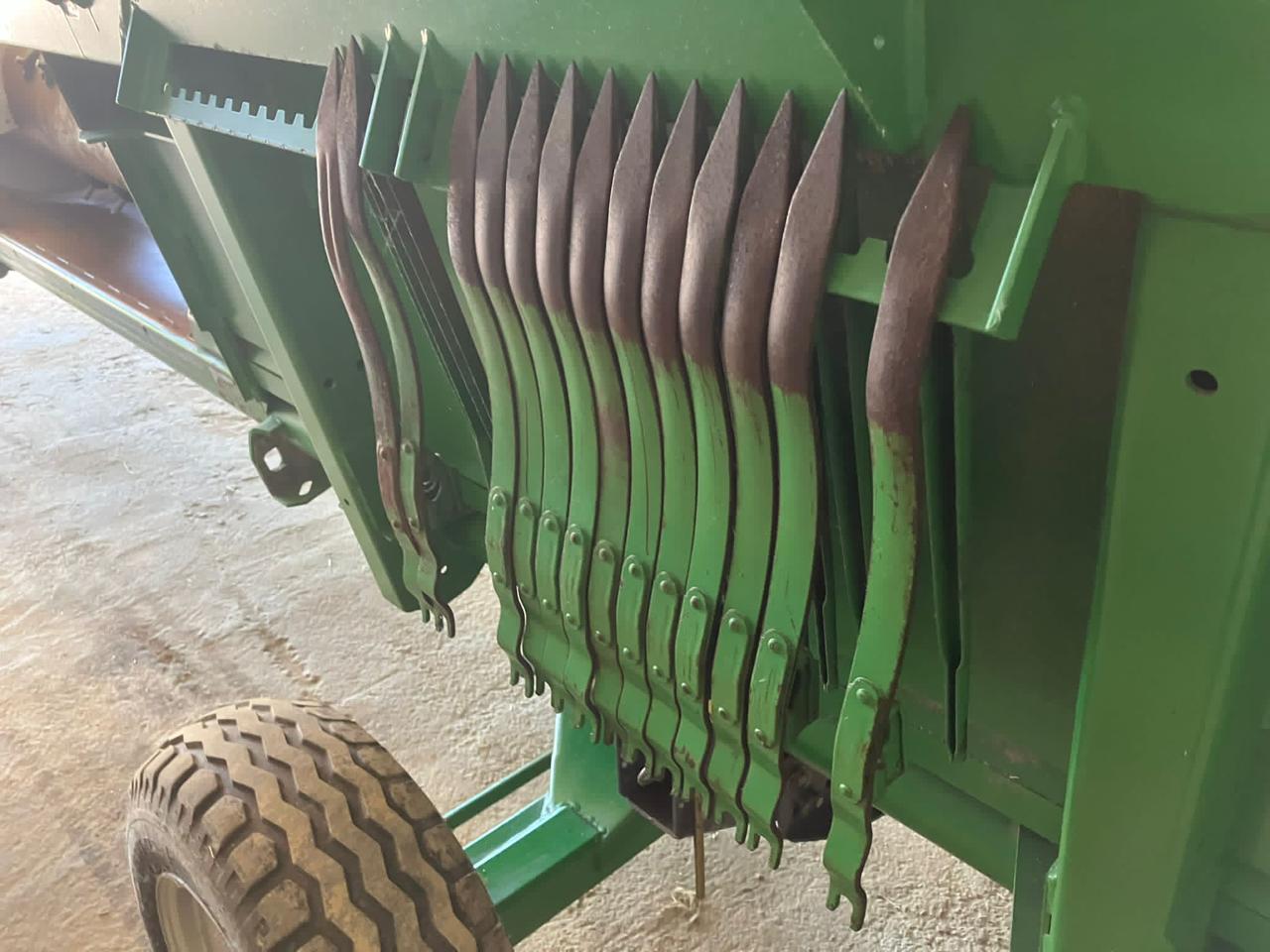 Комбайн John Deere - S660i, 2012 + жниварка,  візок