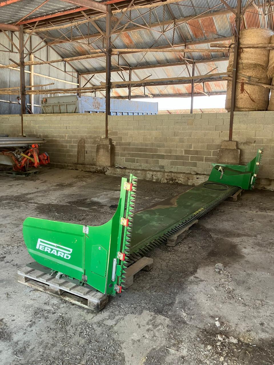 Комбайн John Deere - S660i, 2012 + жниварка,  візок