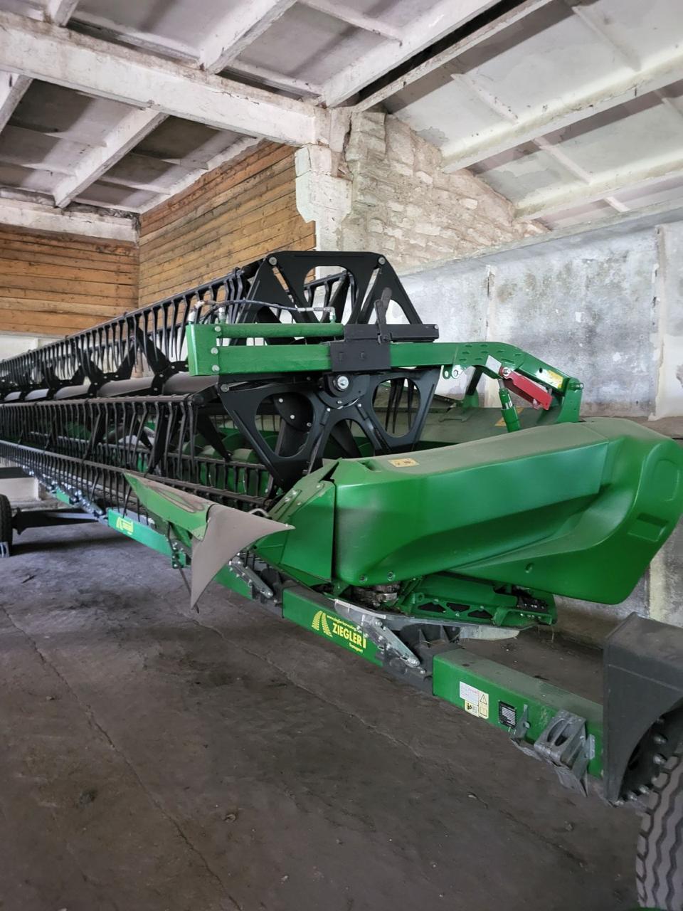 Комбайн John Deere - S780, 2022 (+ жниварка, візок)