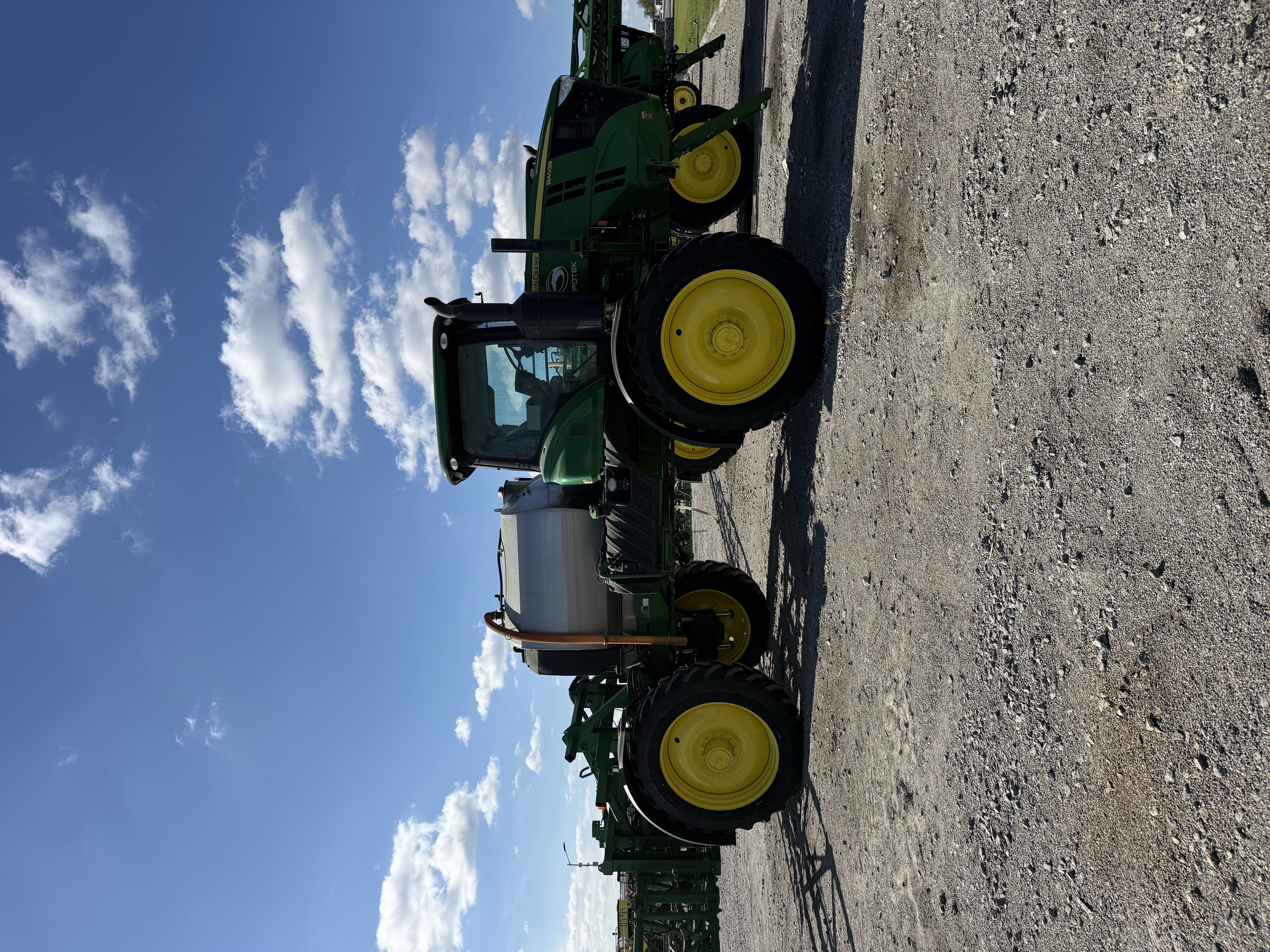Обприскувач John Deere - R4038, 2015