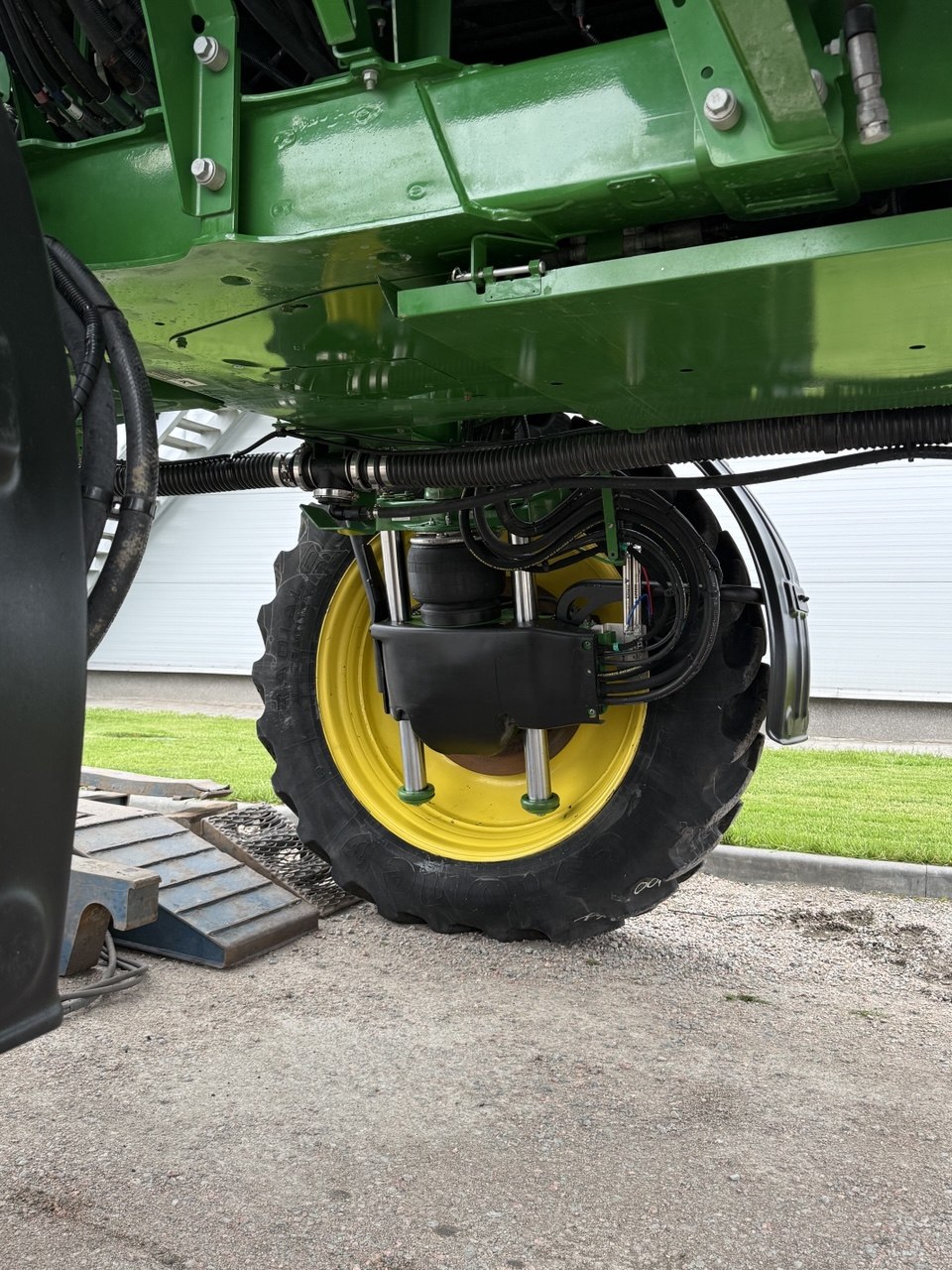 Обприскувач John Deere - R4038, 2014