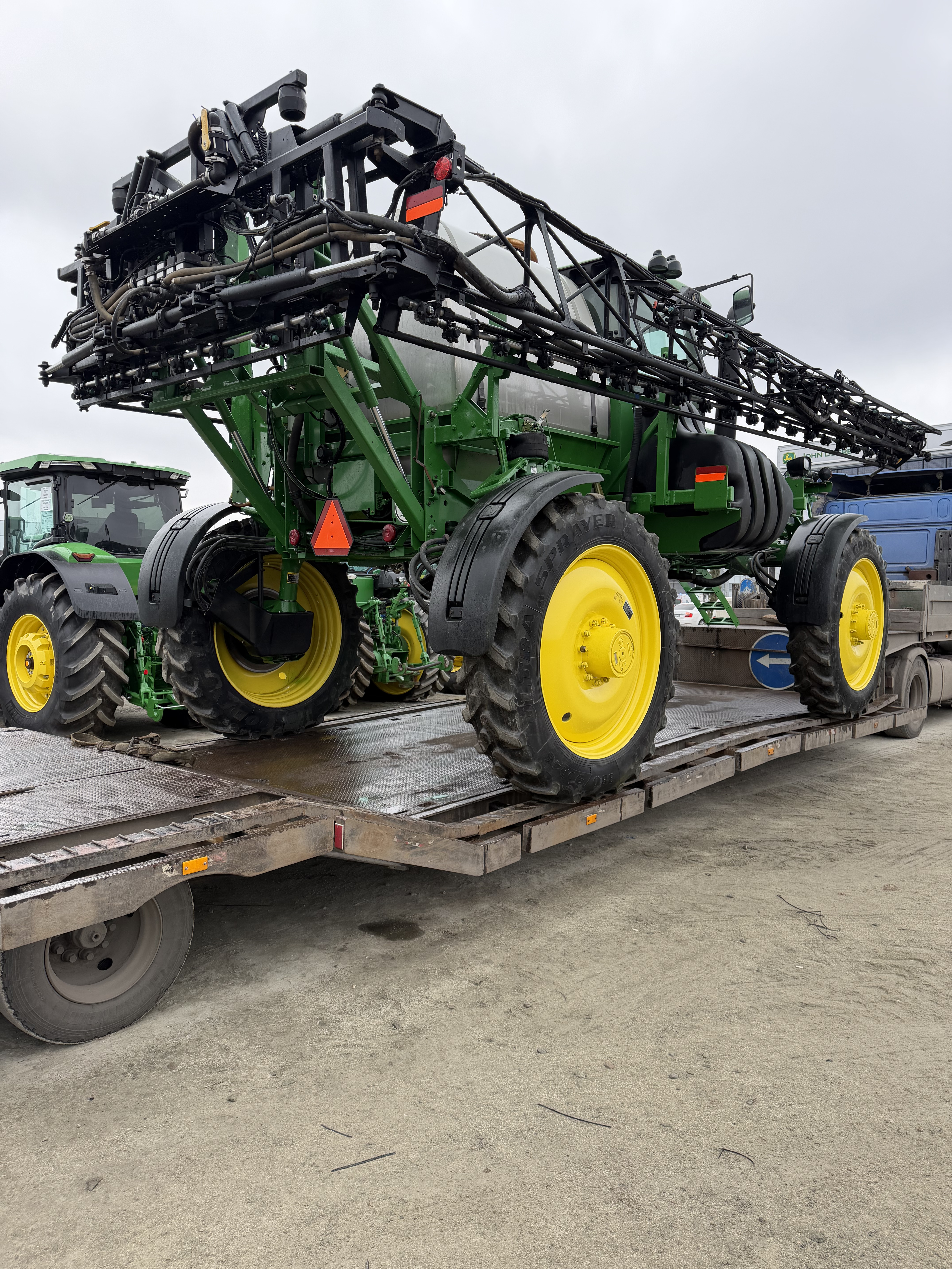 Опрыскиватель John Deere - 4830, 2011