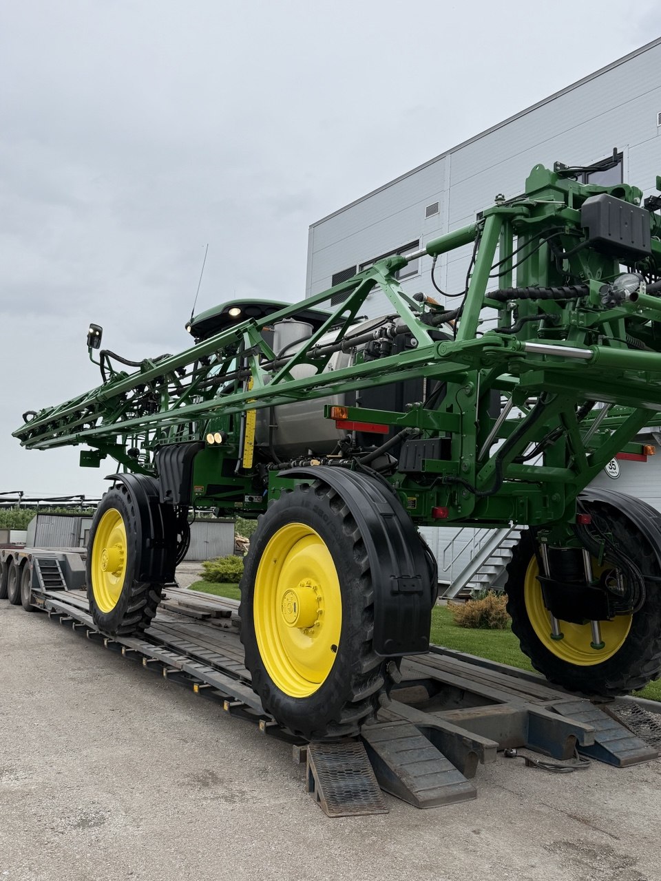 Обприскувач John Deere - R4038, 2014
