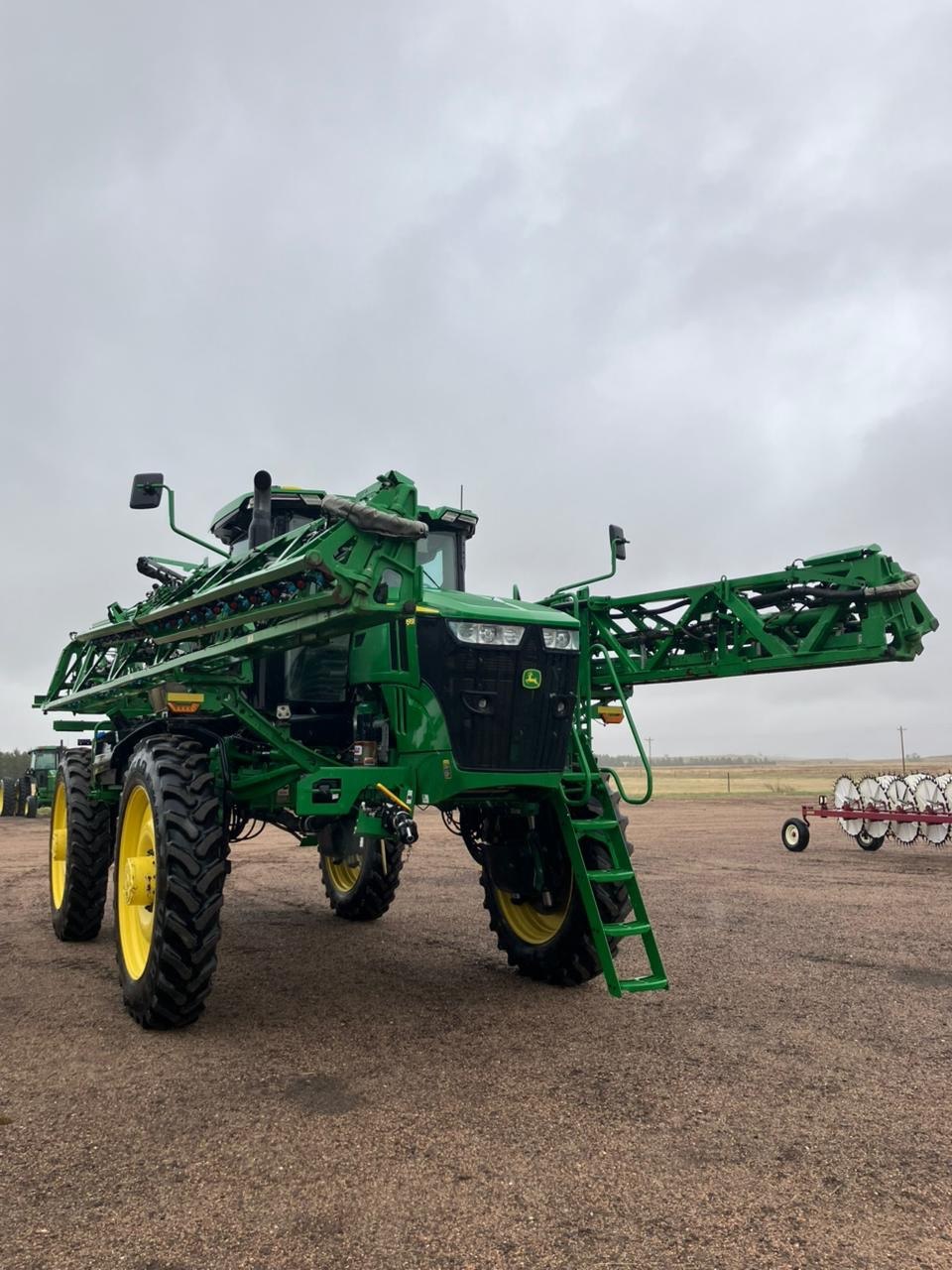 Опрыскиватель John Deere - 412R, 2022