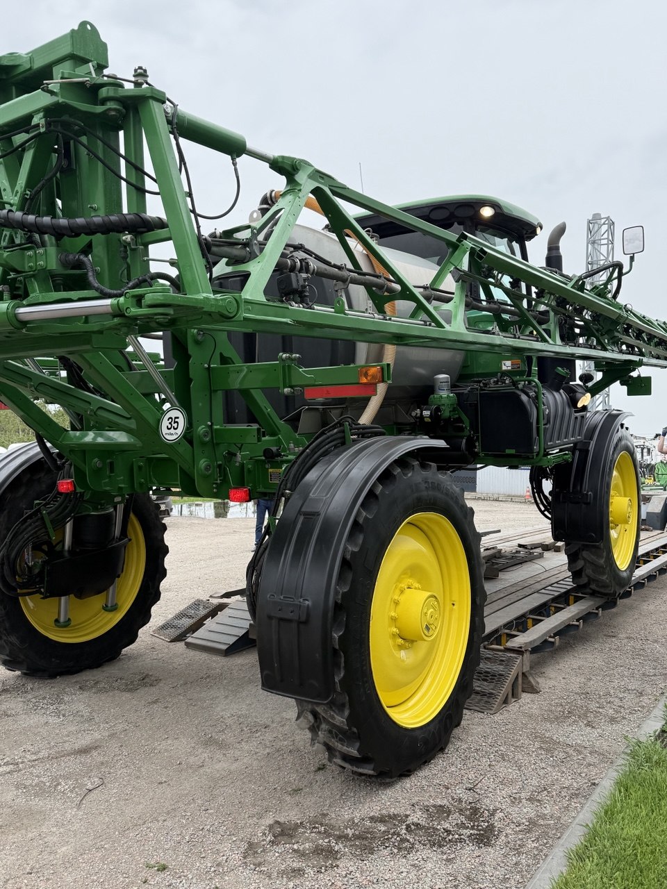 Обприскувач John Deere - R4038, 2014