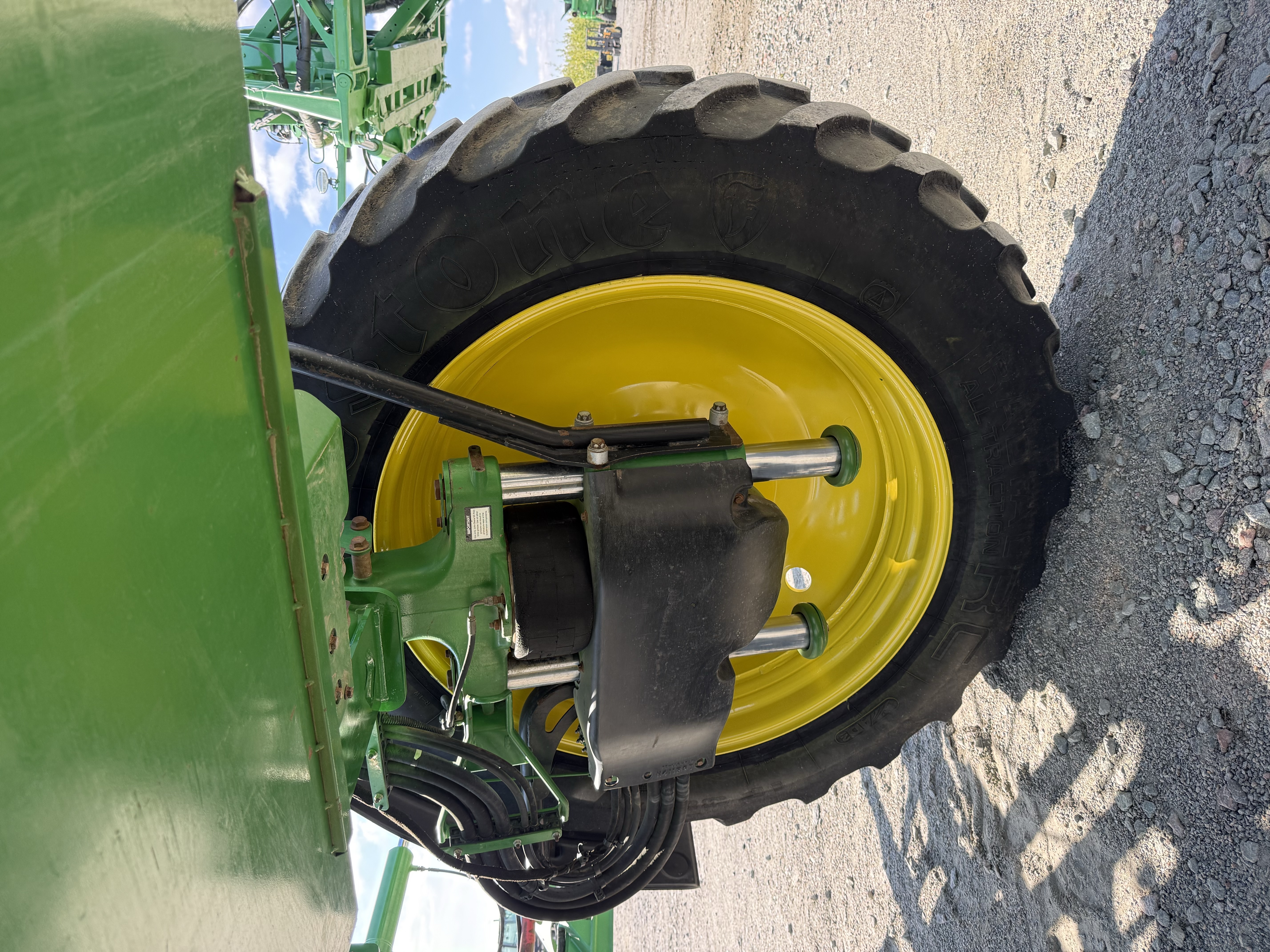 Обприскувач John Deere - R4038, 2015