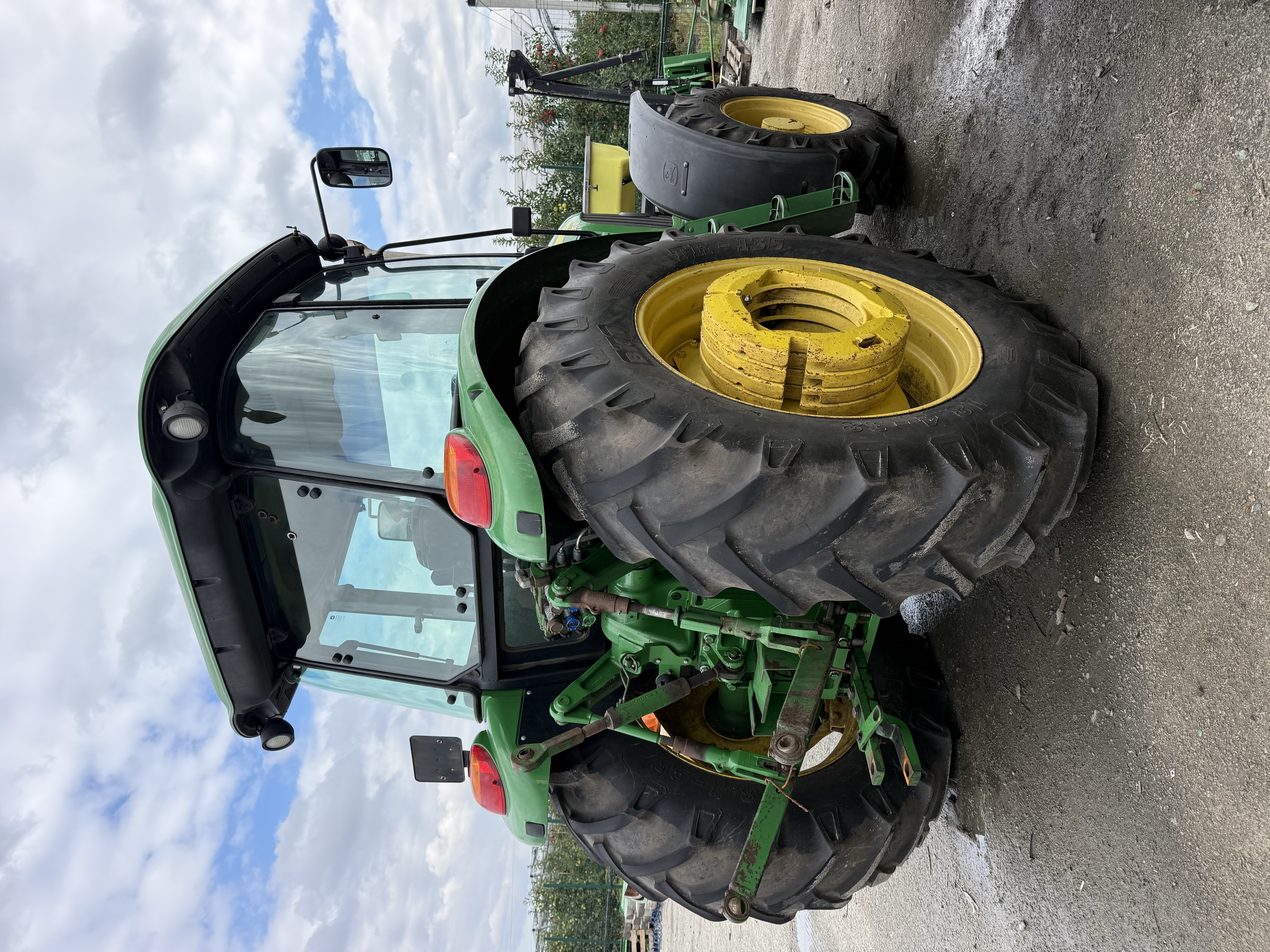 Трактор John Deere - 6130D, 2012