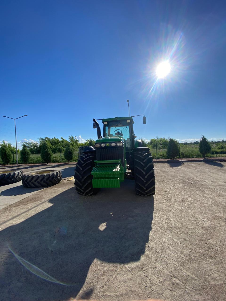 Трактор John Deere - 8520, 2004