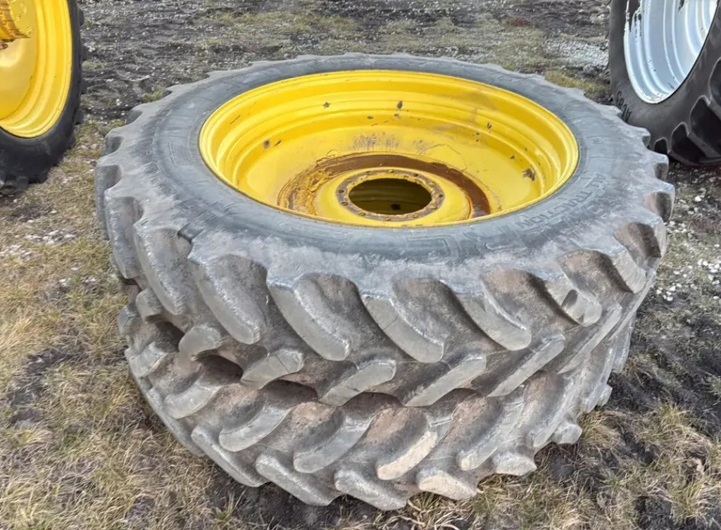 Обприскувач John Deere - R4038, 2014