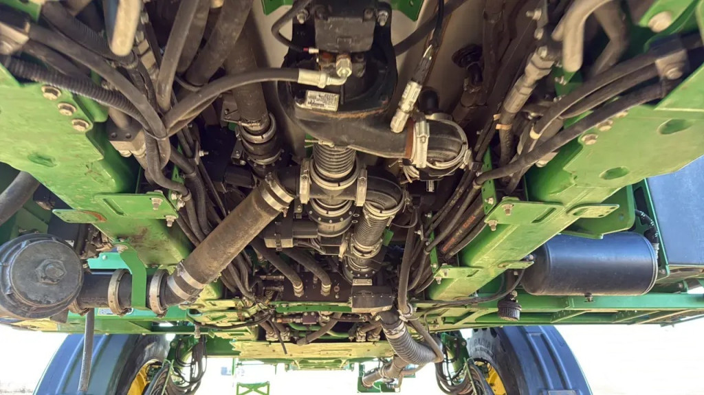 Обприскувач John Deere - R4038, 2014