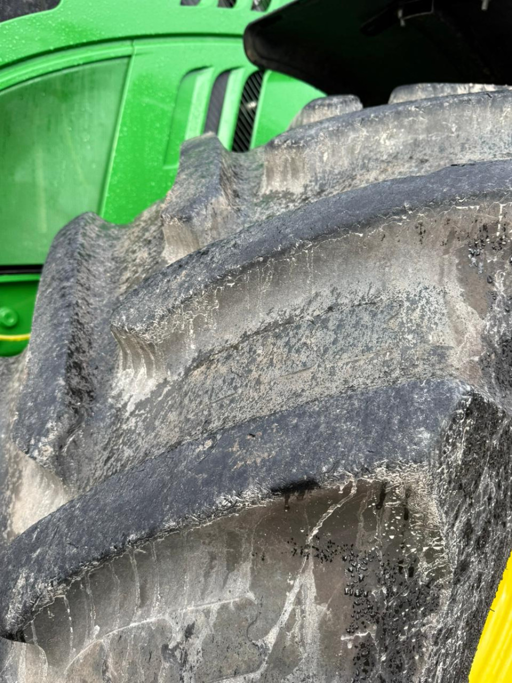 Трактор John Deere - 6215R, 2016