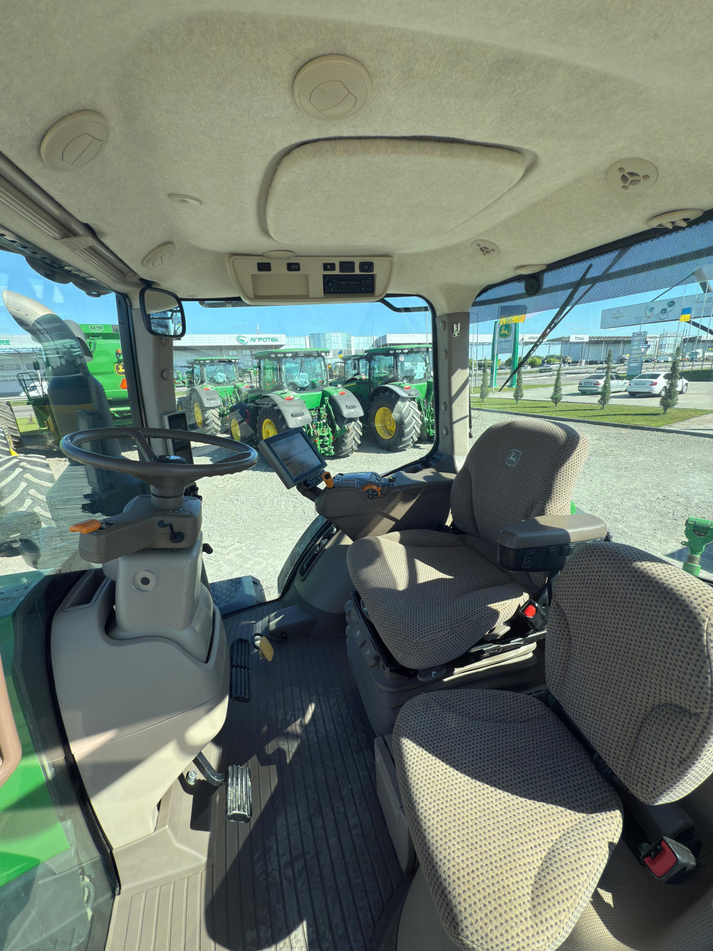 Трактор John Deere - 8400R, 2018