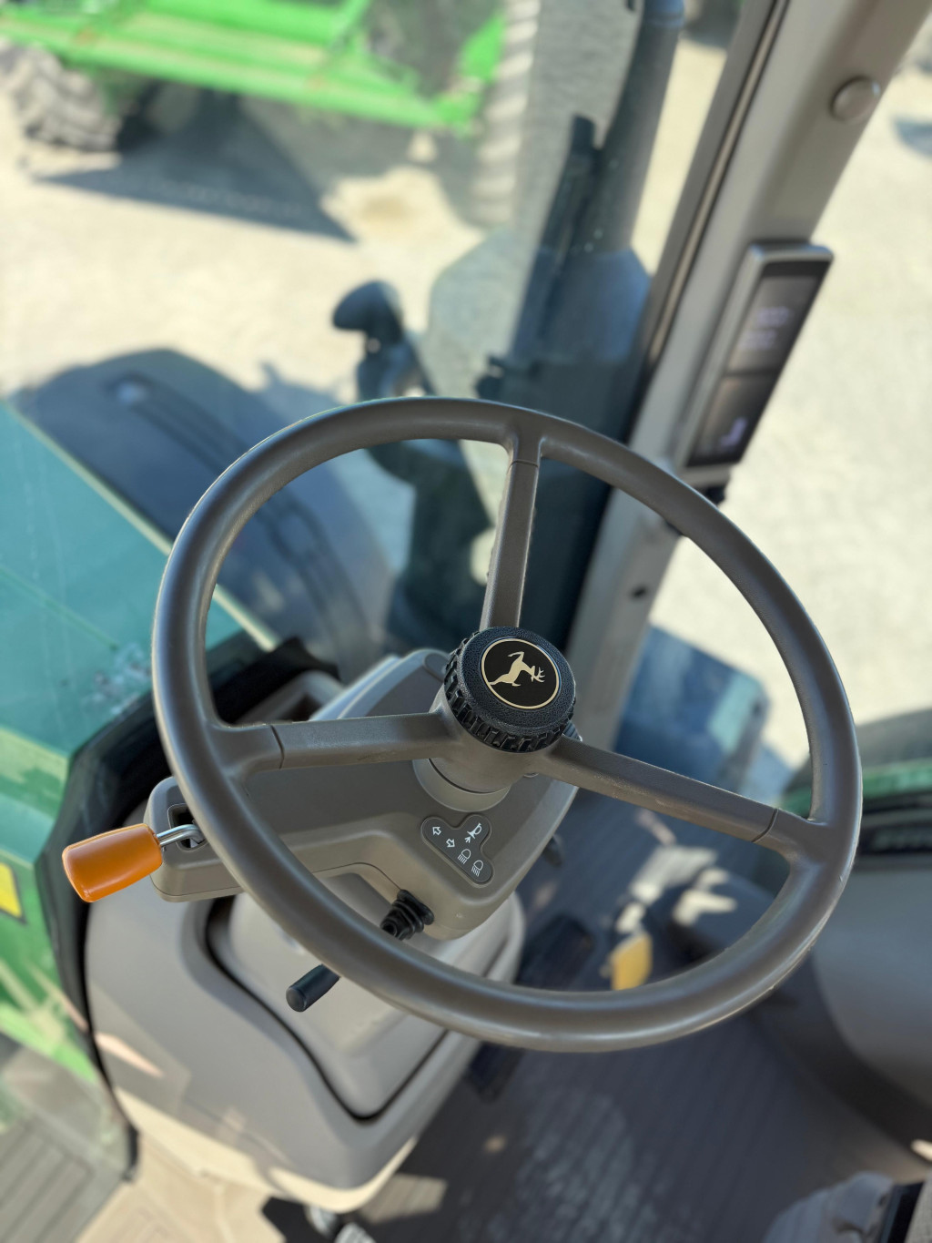 Трактор John Deere - 8400R, 2018