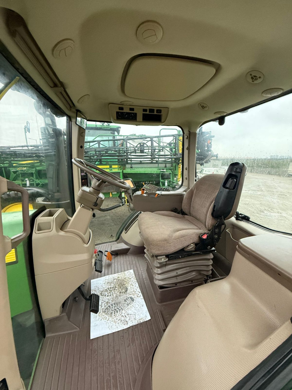 Трактор John Deere - 8345R, 2011