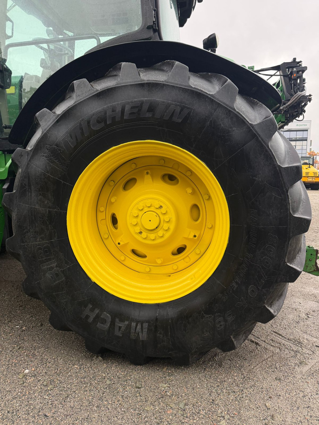Трактор John Deere - 8345R, 2011