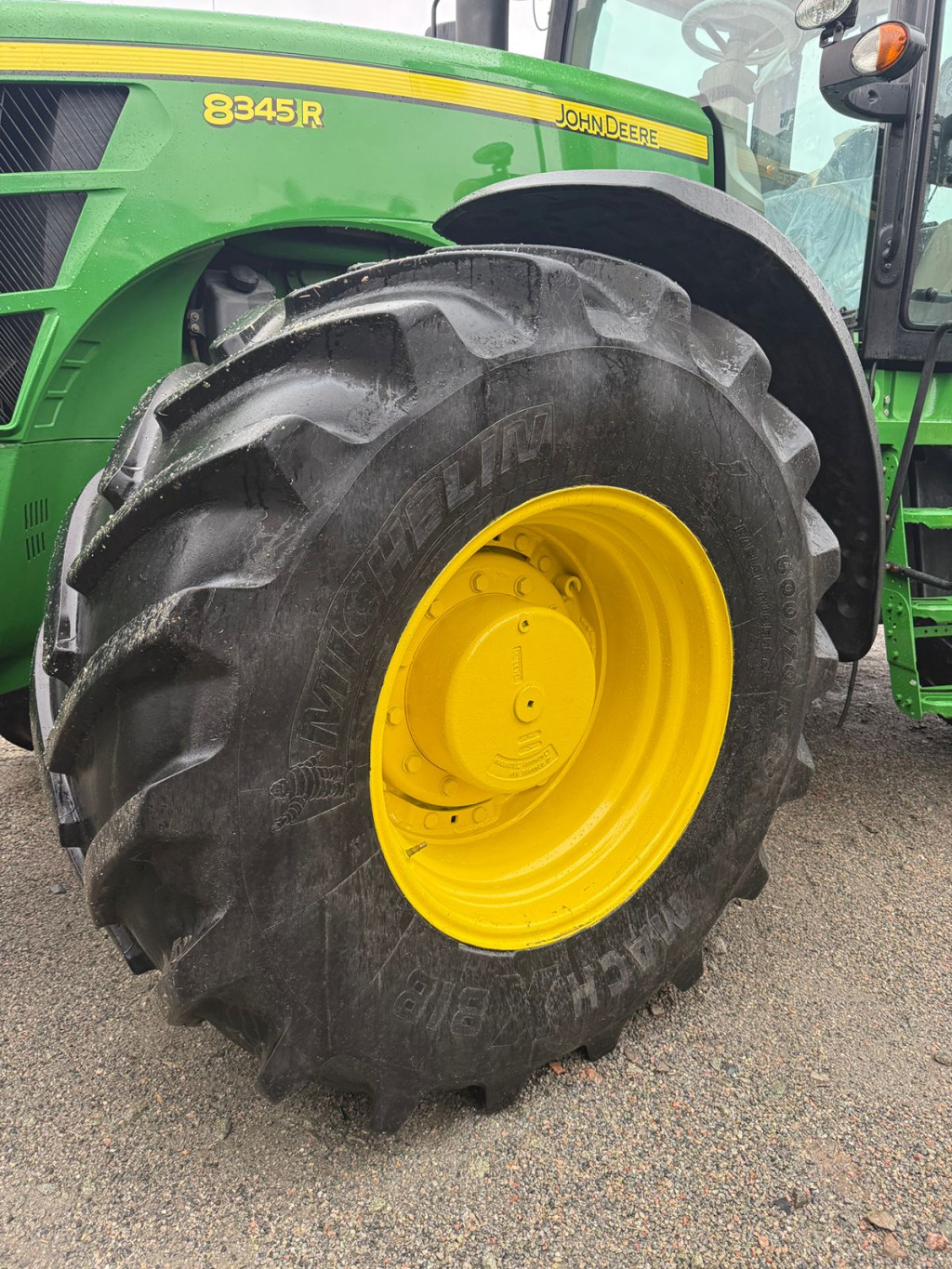 Трактор John Deere - 8345R, 2011